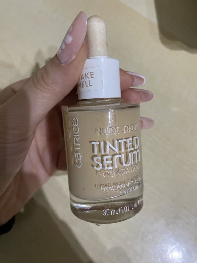 Catrice 001N review photo by giursino