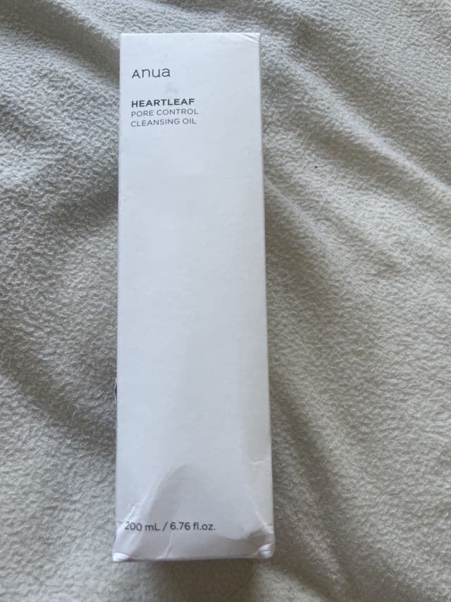 ANUA Heartleaf Pore Control Cleansing Oil review photo by skinske
