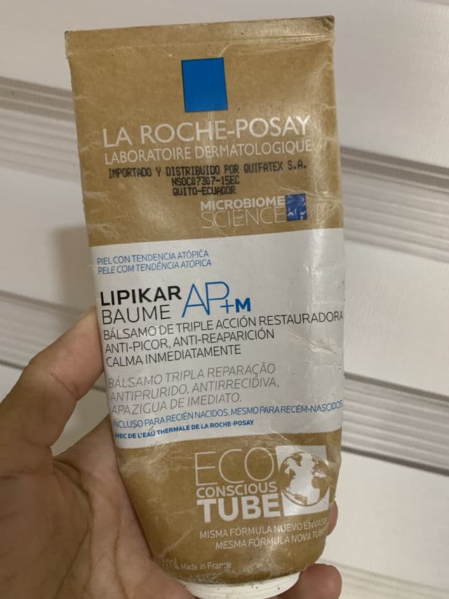 La Roche-Posay Lipikar Baume AP+ review photo by makeupsthefanie