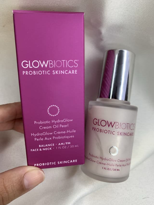 GLOWBIOTICS Probiotic HydraGlow Cream Oil review photo by makeupsthefanie
