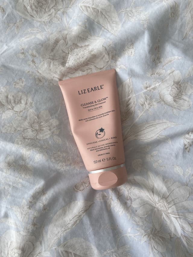Liz Earle Naturally Active Skin Care Cleanse & Glow Transforming Gel Cleanser review photo by thewellnessverdict