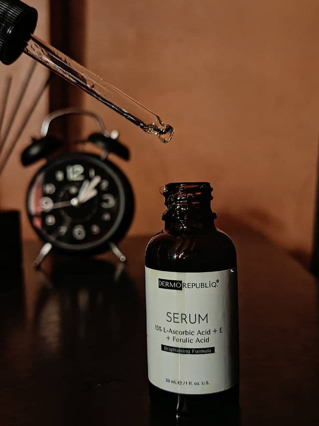 Dermorepubliq 15% Vitamin C + E + Ferulic Acid Brightening Serum review photo by rowsy