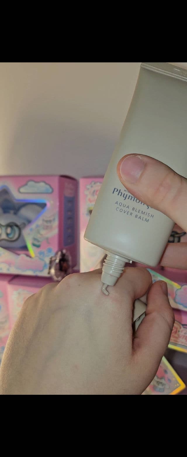 Phymongshe  Aqua Blemish Cover Balm review photo by Liska