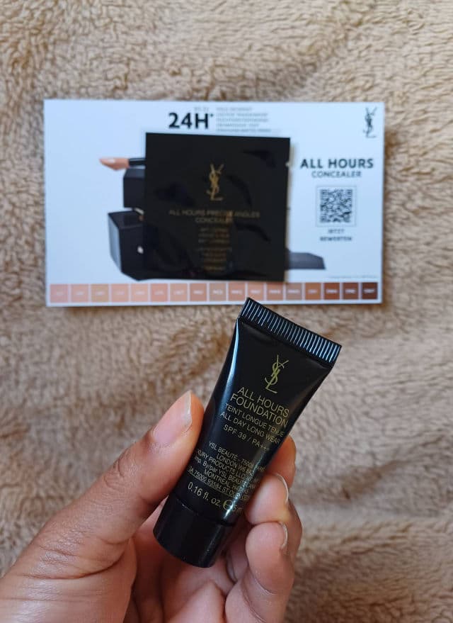 Yves Saint Laurent All Hours Foundation review photo by Kokito21ve