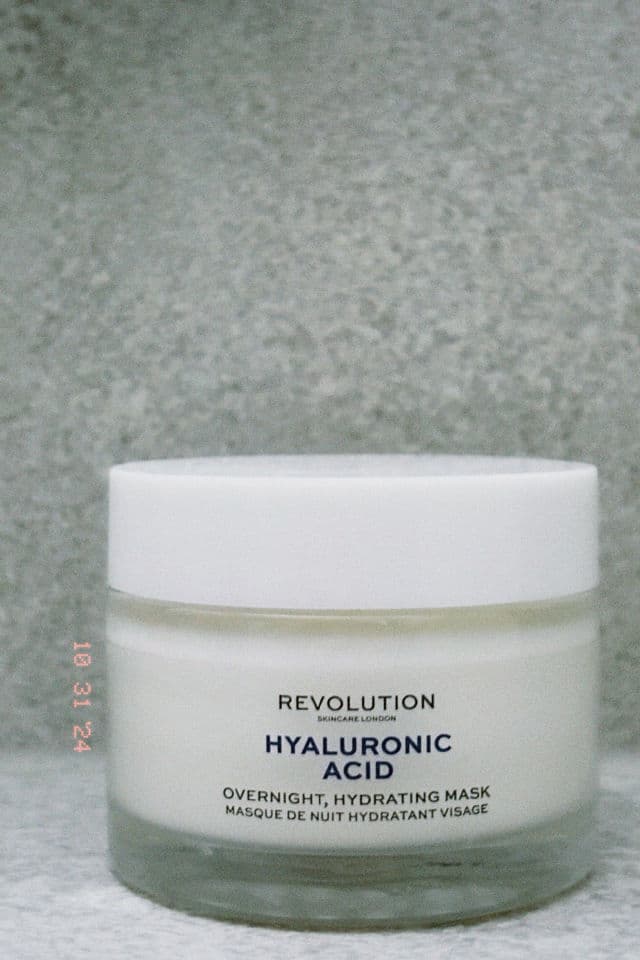 Revolution Beauty Hyaluronic Acid Overnight Hydrating Face Mask review photo by polinasliva