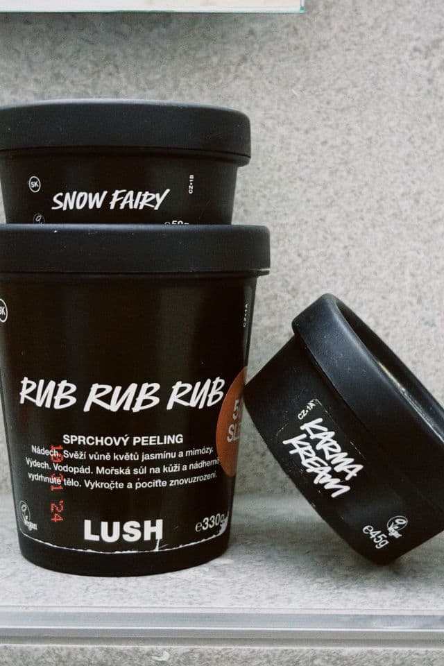 LUSH Rub Rub Rub Body Scrub review photo by polinasliva
