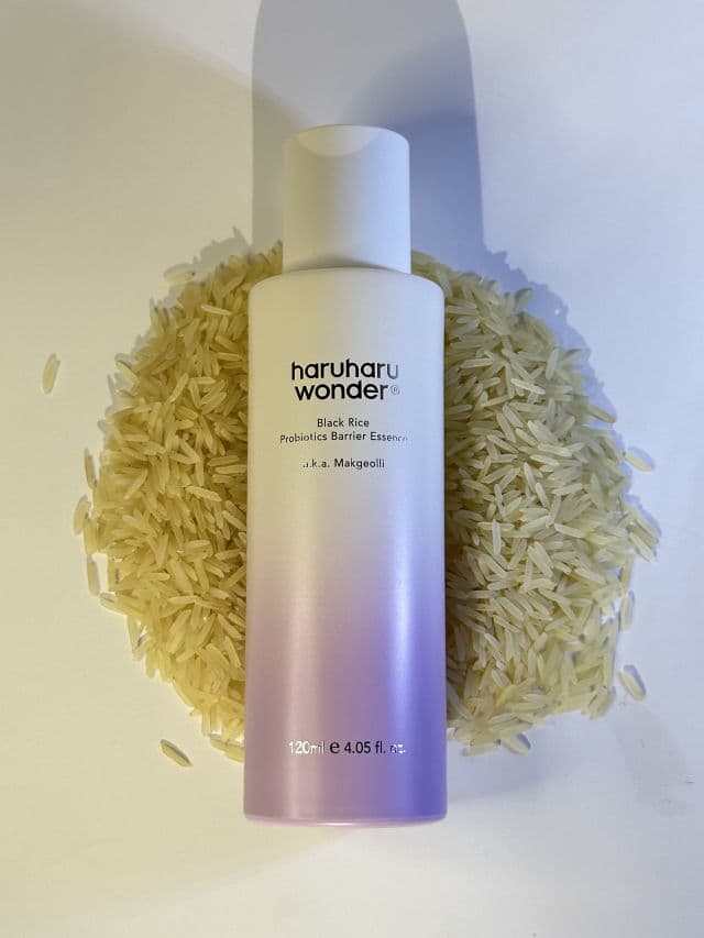 HaruHaru WONDER Black Rice Probiotics Barrier Essence review photo by FacelessFinesse