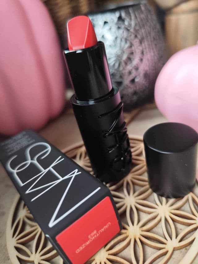 NARS Iconic Lipstick review photo by Nekogrouchh