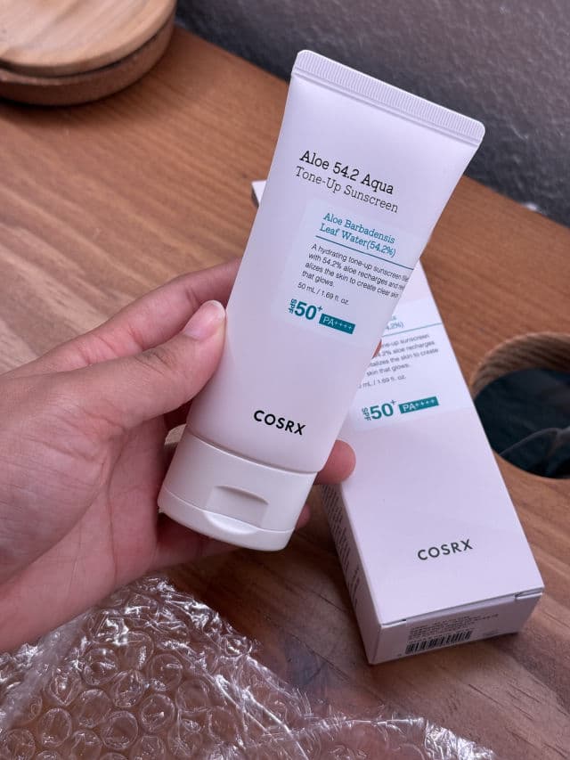Aloe 54.2 Aqua Tone-up Sunscreen SPF50+ PA++++ product review
