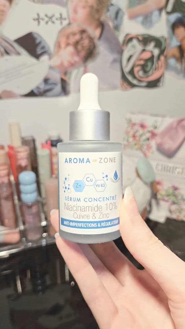 Aroma Zone Sérum Visage Concentré Niacinamide 10%, Cuivre & Zinc review photo by evaspace