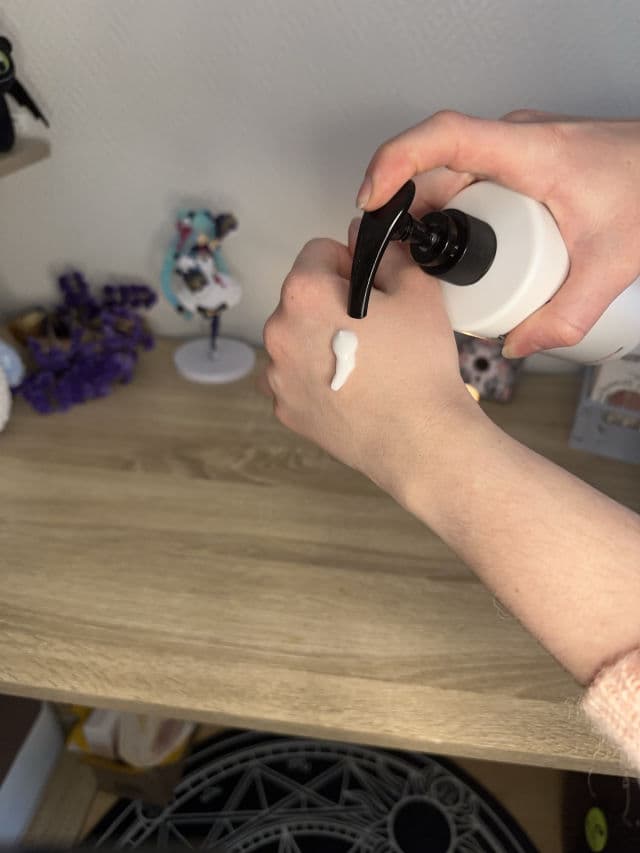 Skybottle White Rain Perfumed Body Lotion review photo by roseAbstraite