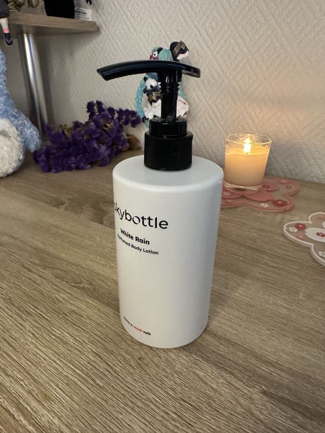 Skybottle White Rain Perfumed Body Lotion review photo by roseAbstraite