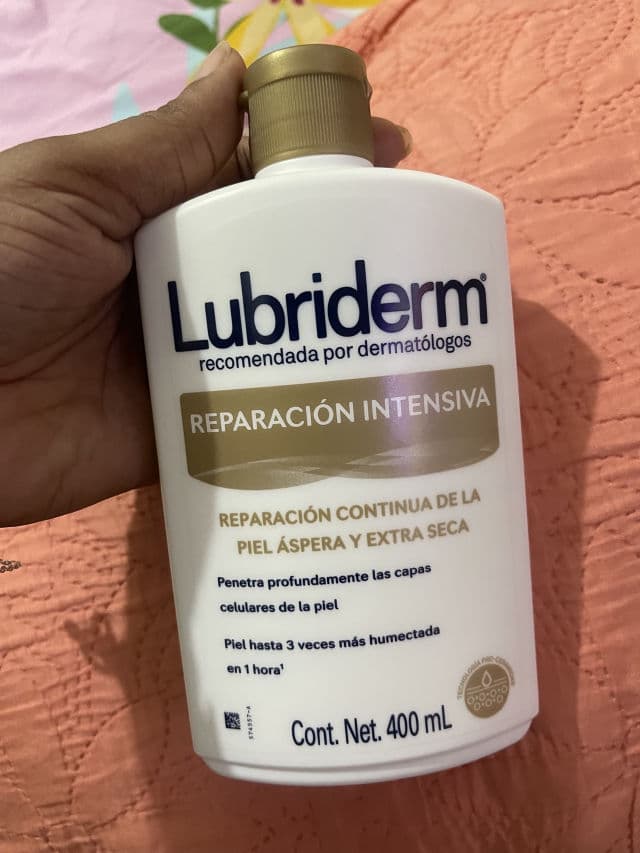 Lubriderm Reparación Intensiva review photo by adarlylaguard