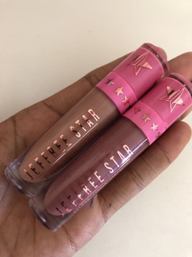 Jeffree Star Cosmetics Redeem Velour Lipstick - Redrum review photo by Giannaacosta