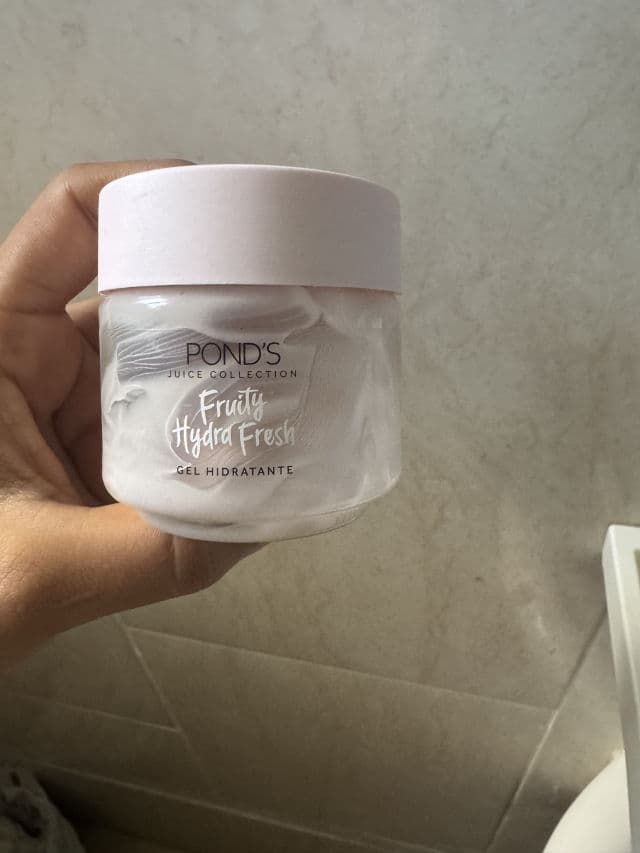 Pond's Juice Collection Moisturizer Jar review photo by jailenee