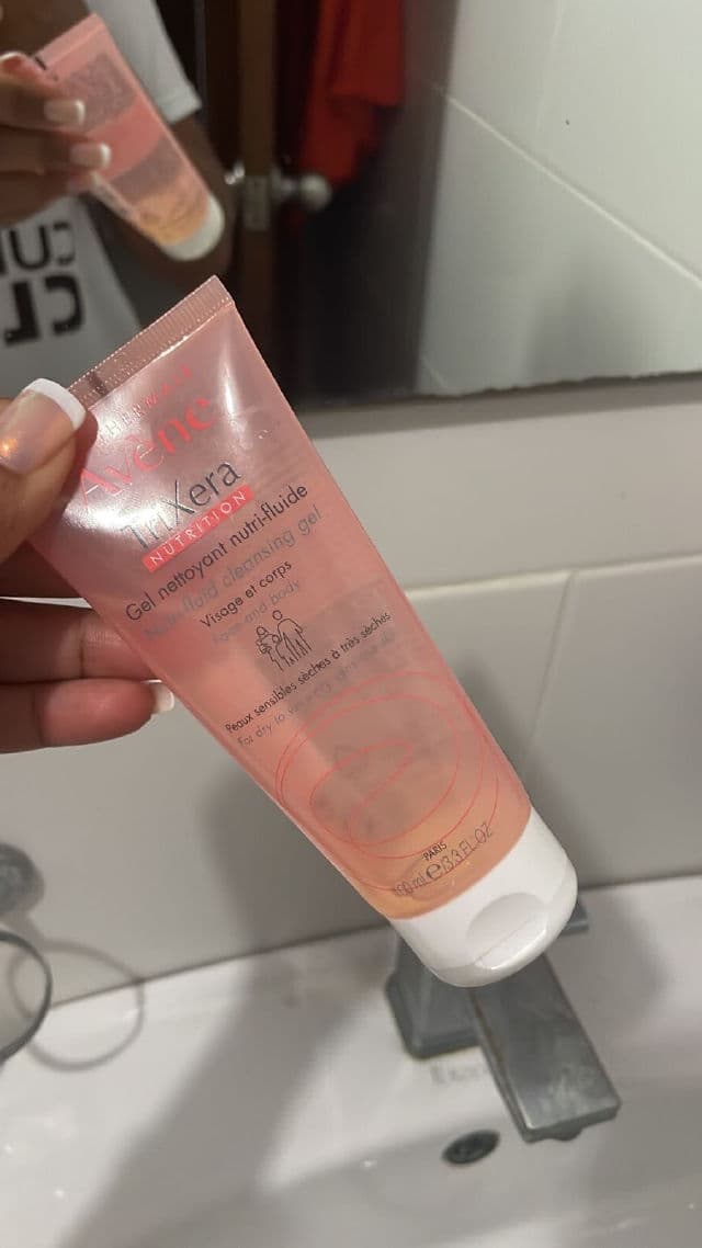 Avene TriXera Nutrition Nutri-Fluid Cleanser review photo by marlenny