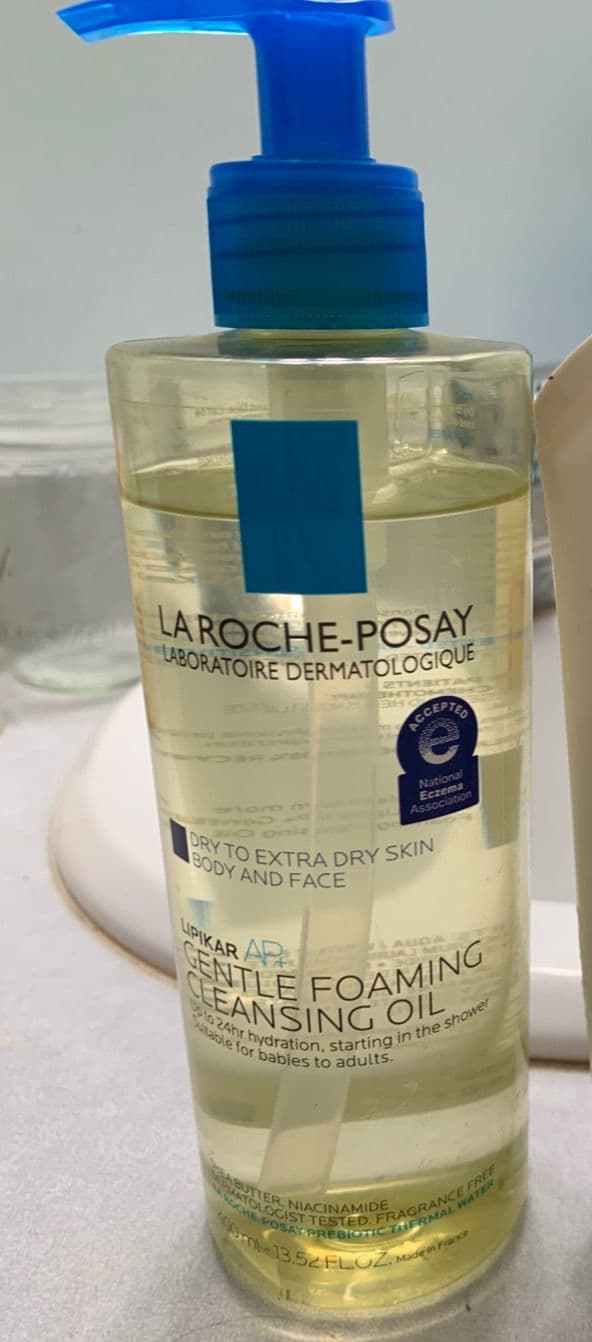 La Roche-Posay Lipikar Huile Lavante AP+ Cleansing Oil review photo by Janessab