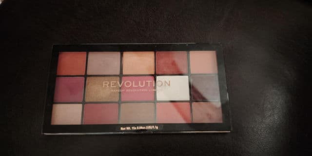 Makeup Revolution Reloaded Palette Iconic Fever review photo by kethryn