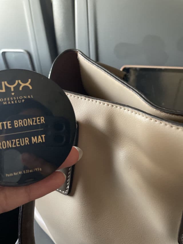 Nyx Cosmetics Light review photo by INTISAR