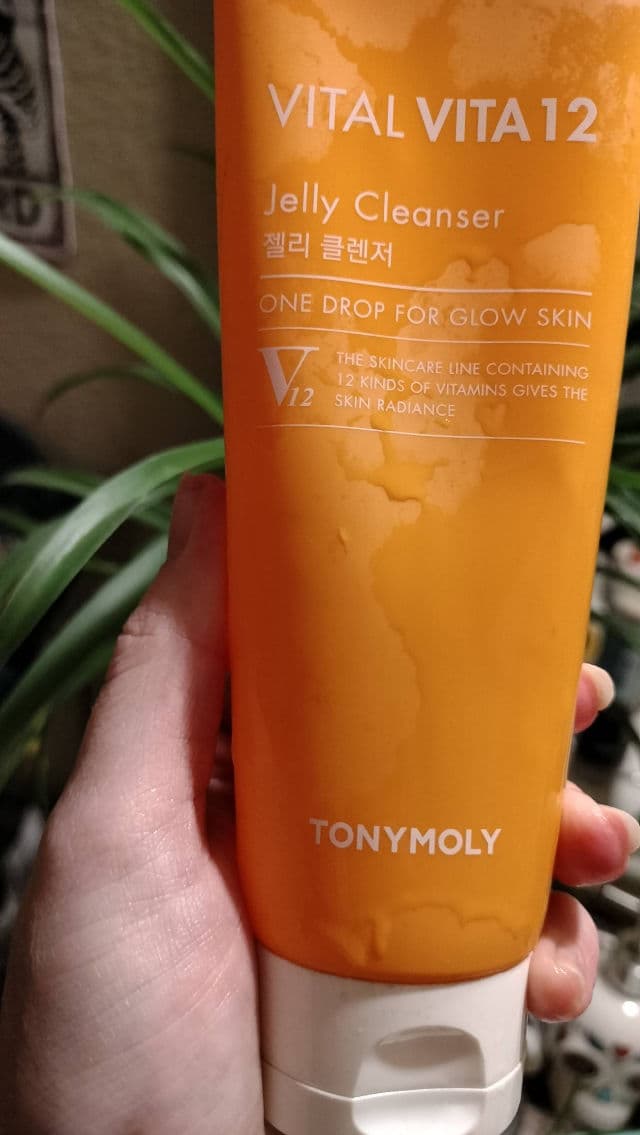 TONYMOLY Vital Vita 12 Jelly Cleanser review photo by ForgetfulMama
