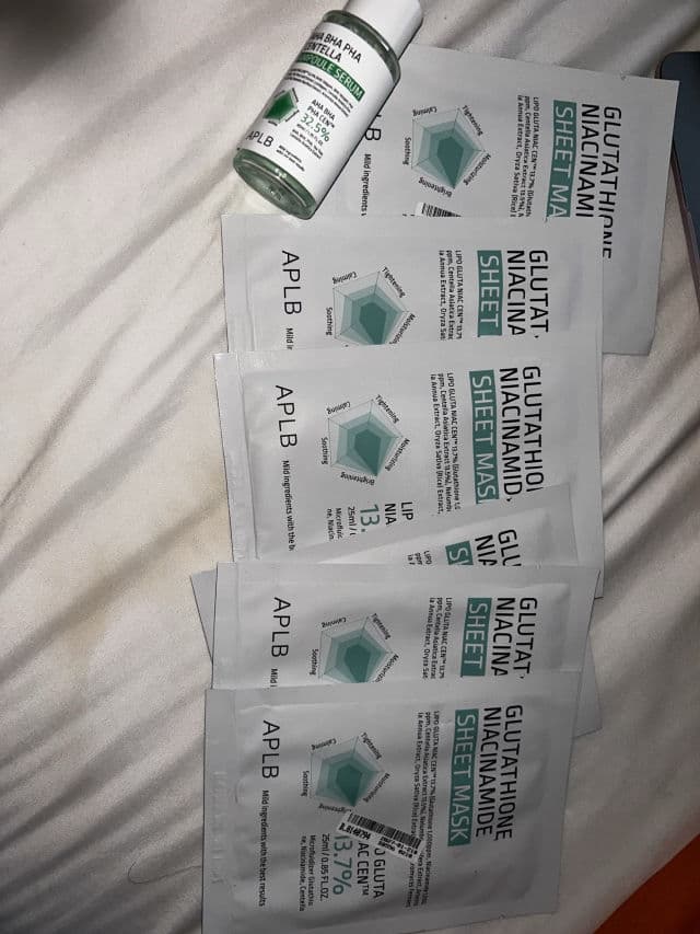 APLB AHA BHA PHA Glutathione Cica Ampoule Serum review photo by MssAma