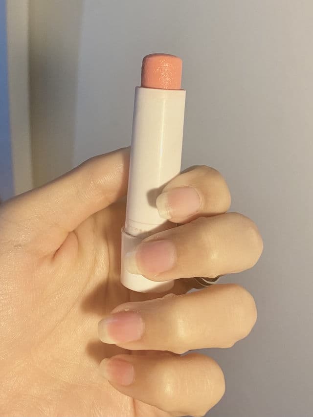 Labello Peach Shine Lip Balm	 review photo by wafflefries