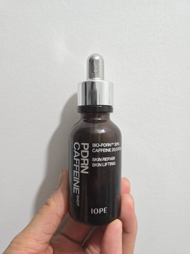 IOPE PDRN Caffeine Shot Serum review photo by APPLETHEAKEANON