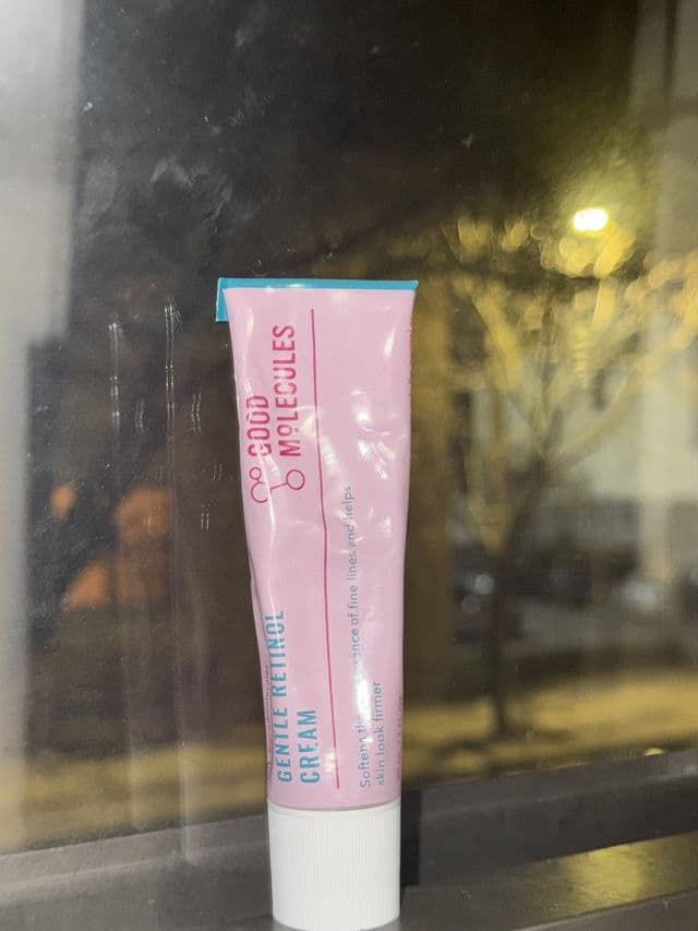Good Molecules Gentle Retinol Cream review photo by lujain