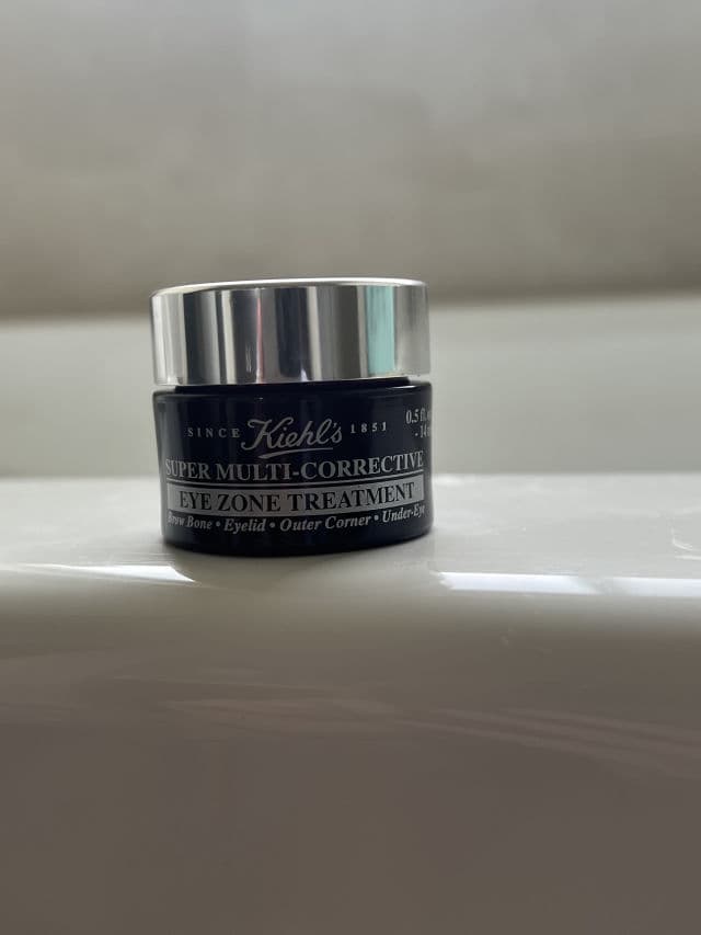 Kiehl's Super Multi-Corrective Eye Zone Treatment review photo by blueiz35
