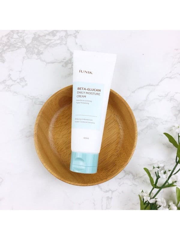 Iunik Beta Glucan Daily Moisture Cream review photo by kimmyassalone