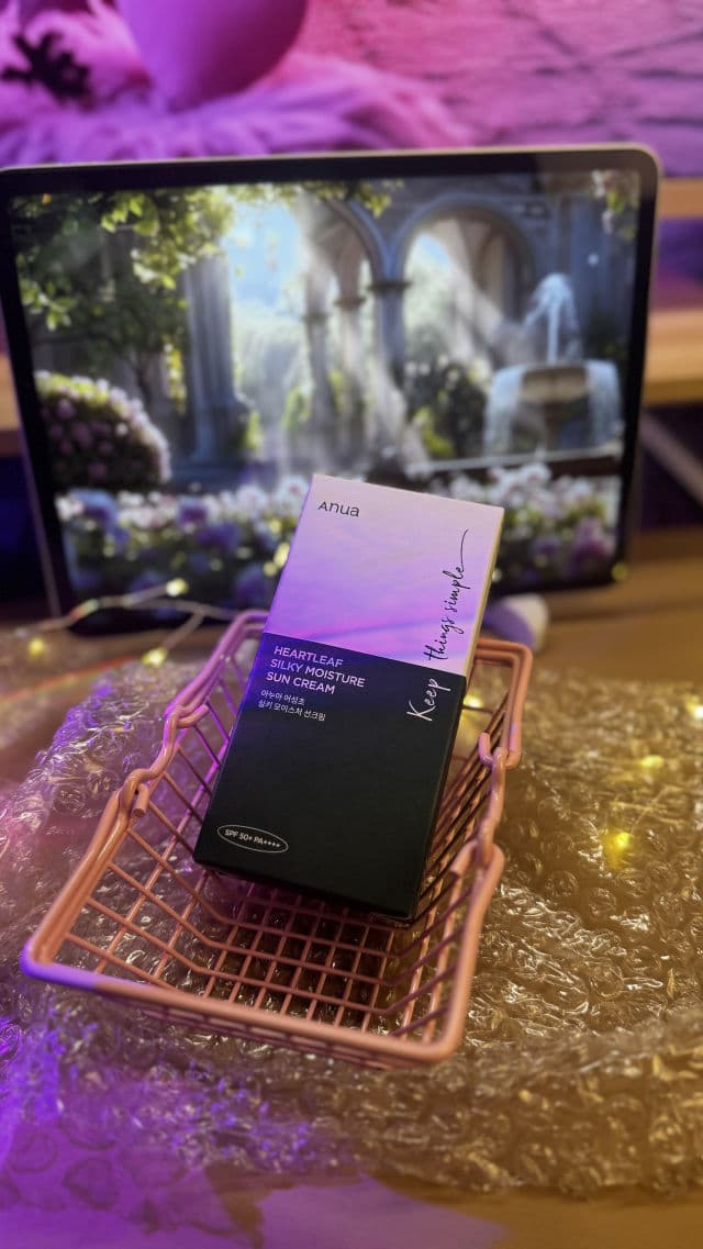 ANUA Heartleaf Silky Moisture Sun Cream SPF 50+ PA++++ review photo by luthffa