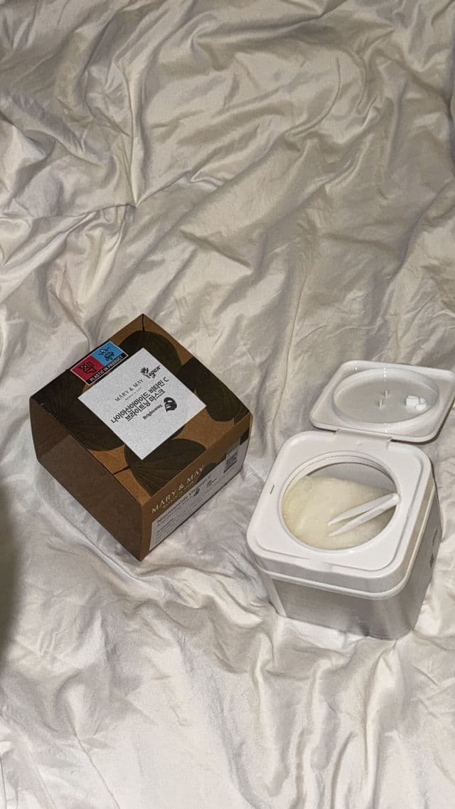 Mary&May Niacinamide Vitamin C Brightening Mask  review photo by luthffa