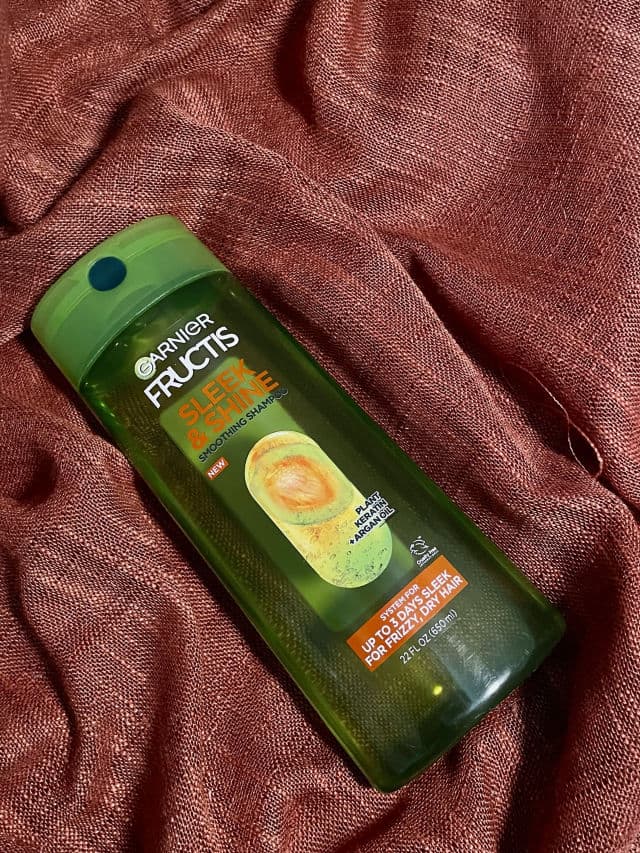 Garnier Fructis Sleek & Shine Shampoo review photo by lisbethlis
