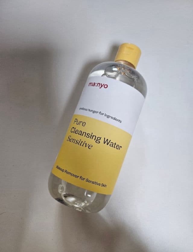 manyo Pure Cleansing Water Sensitive review photo by senvsational
