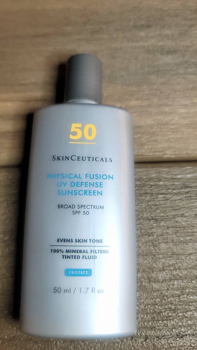 SkinCeuticals Mineral Radiance UV Defense SPF 50 review photo by danie