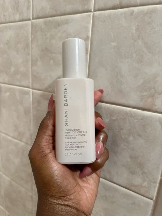 Shani Darden Hydration Peptide Cream review photo by EstherDaiRi