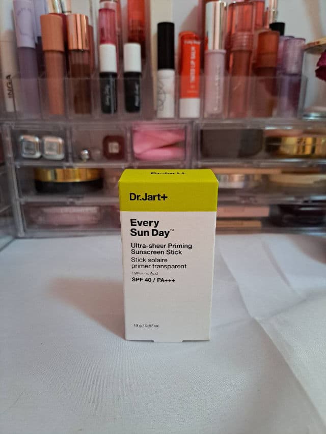 Dr. Jart+ Every Sun Day™ Ultra-sheer Priming Sunscreen Stick SPF 40 review photo by kiwinieUgc