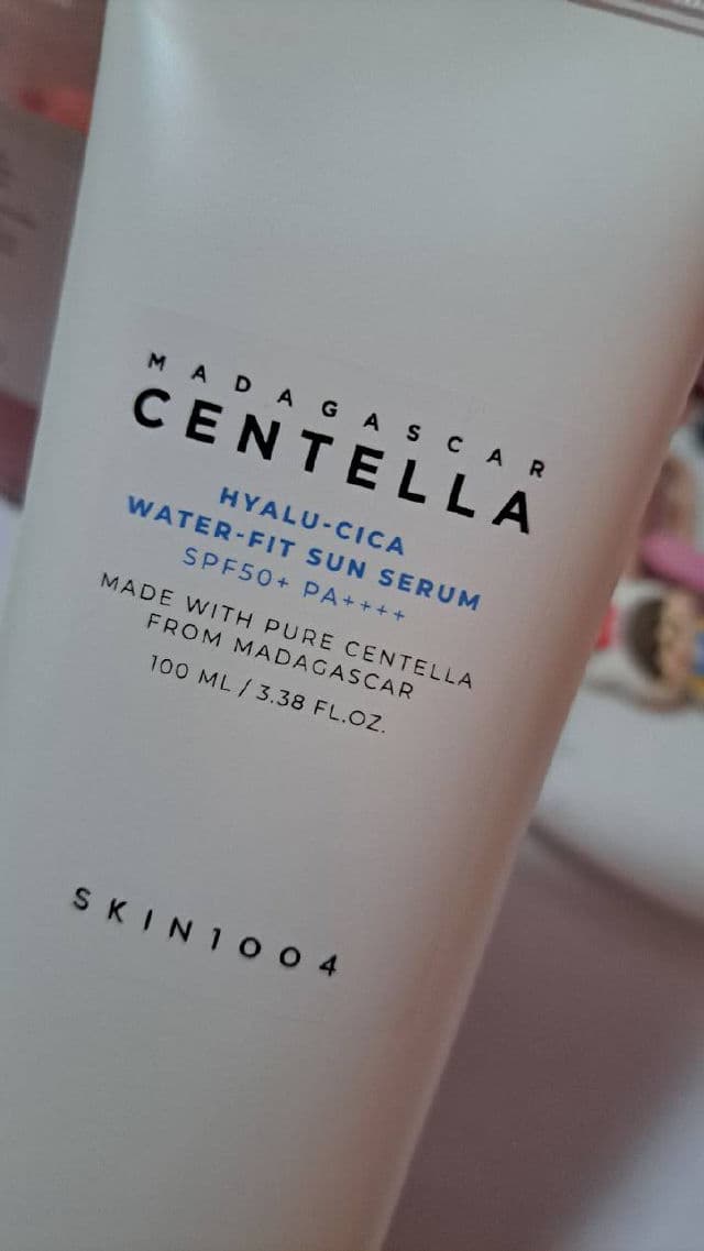 SKIN1004 Madagascar Centella Hyalu-Cica Water-Fit Sun Serum SPF50+ PA++++ review photo by kiwinieUgc