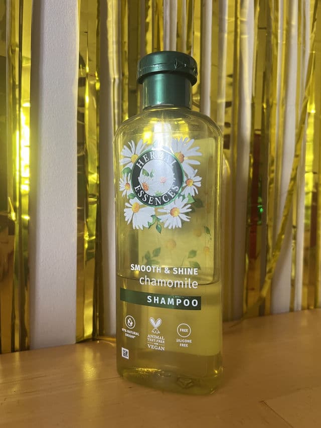 Herbal Essences Shine Brilliance Chamomile Hair Conditioner review photo by iniuka