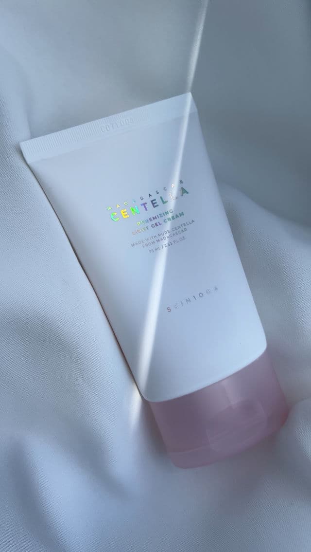 SKIN1004 Madagascar Centella Poremizing Light Gel Cream review photo by Lluneliss