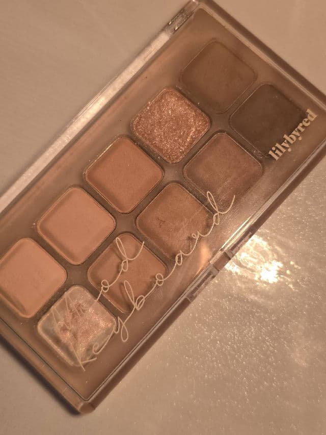 Lilybyred #01 Ash Cinnamon review photo by ZuperbZia