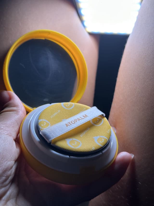 Atopalm Tok Tok Facial Sun Pact SPF43 PA+++ review photo by SiaY