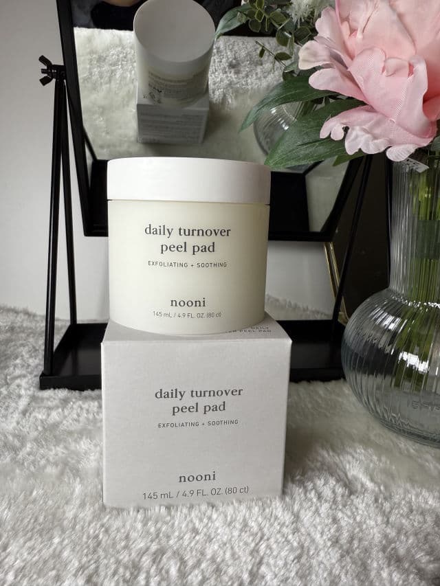 Nooni Repair Turn Over Peel Pad review photo by ReviewsLynWrotes