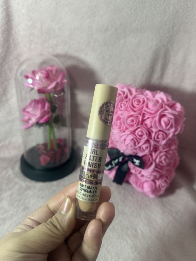 Revolution Beauty IRL Filter Finish Soft Matte Concealer review photo by ReviewsLynWrotes