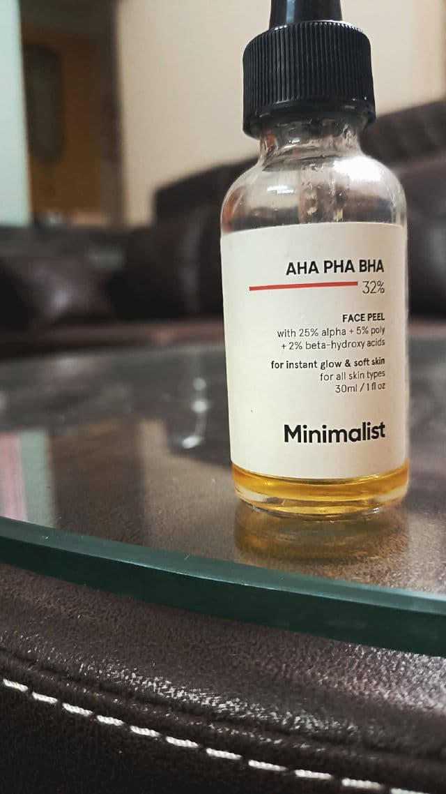 Minimalist 32% AHA BHA & PHA Face Peel review photo by Aishhh11