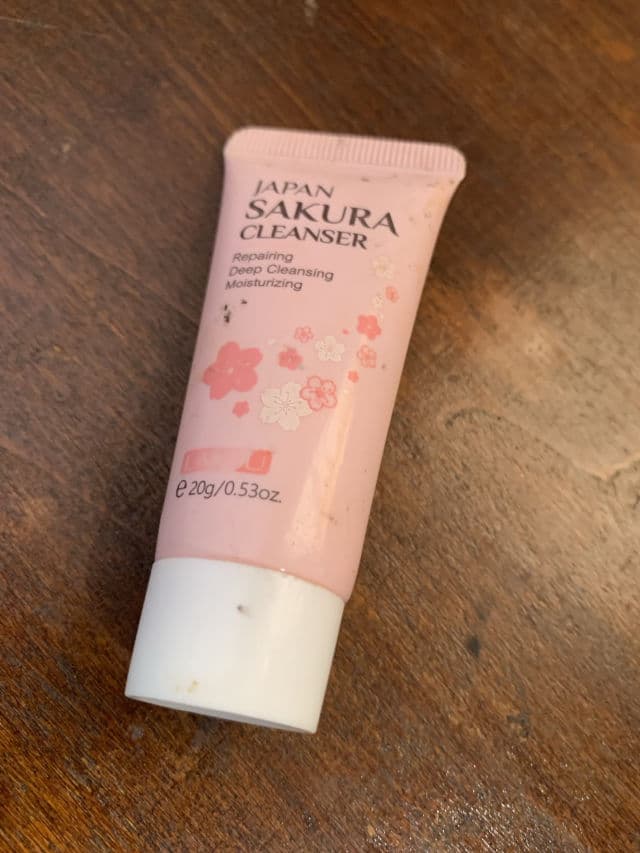 Laikou Japan Sakura  Cleanser review photo by befex