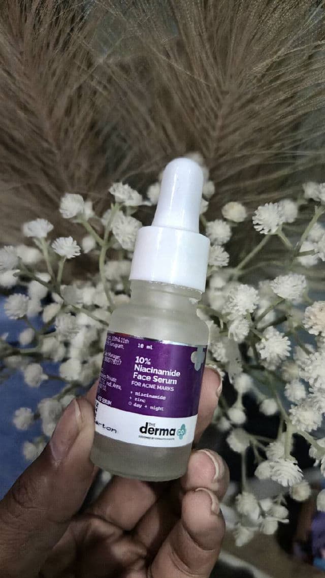 The Derma Co. 10% Niacinamide Serum review photo by OLLY