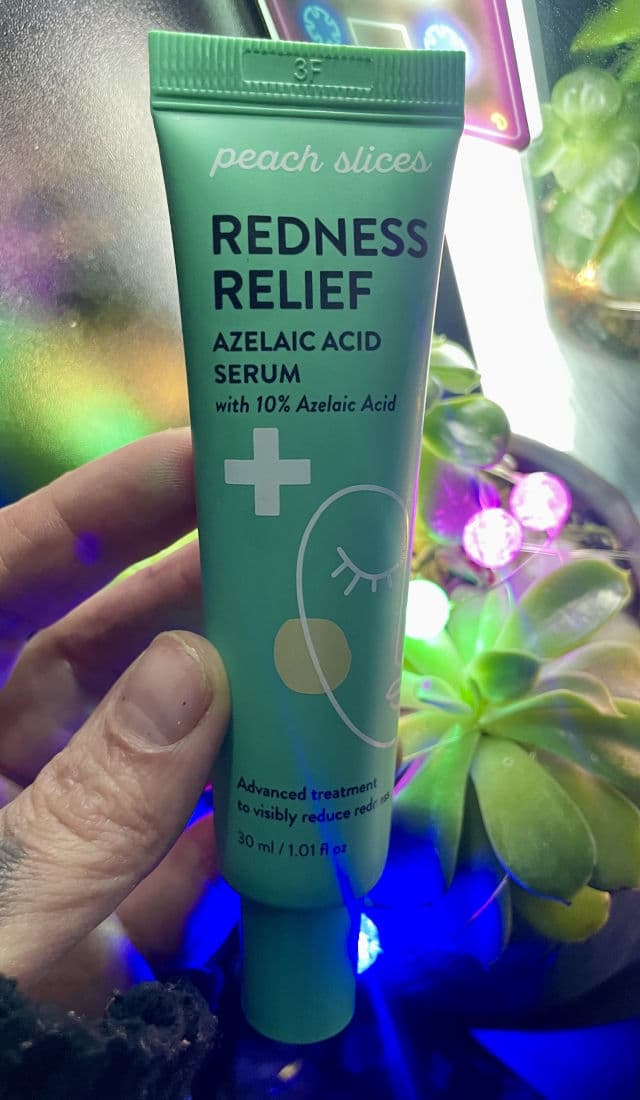 Peach Slices Redness Relief Azelaic Acid Serum review photo by samijo0110
