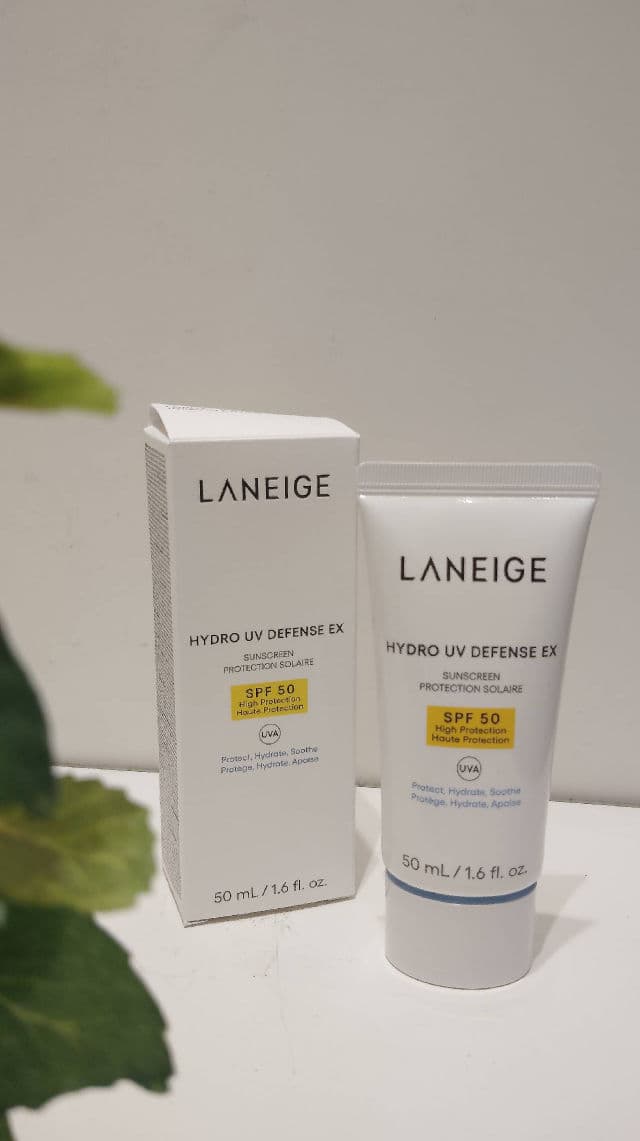 Laneige Hydro UV Defense Sunscreen Broad Spectrum SPF50+ review photo by linuu