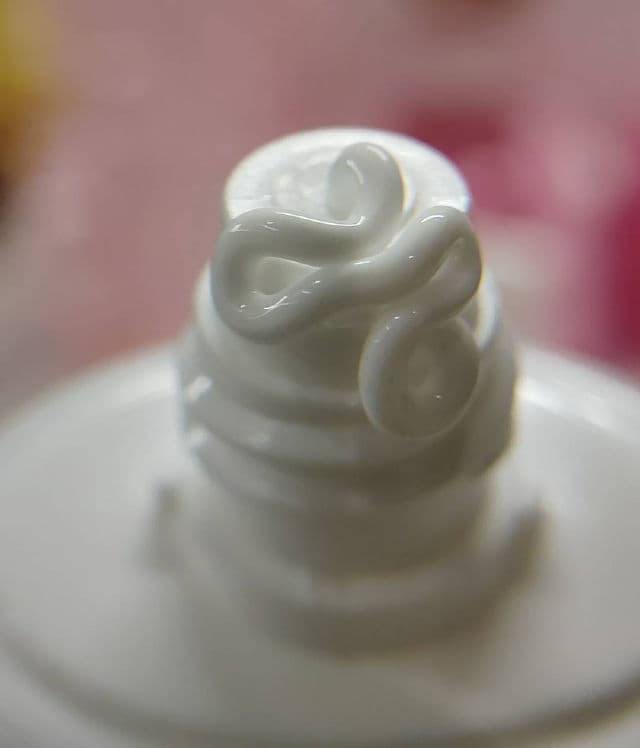 Laneige Hydro UV Defense Sunscreen Broad Spectrum SPF50+ review photo by linuu